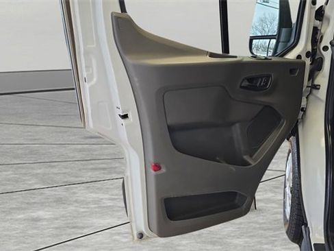 Used 2023 Ford Transit 350 XLT image 26