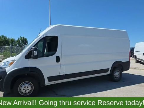 Used 2023 RAM ProMaster 2500 FWD image 1