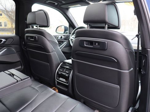 Used 2020 BMW X5 M50i w/ Premium Package AWD/4WD image 19