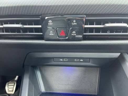 Used 2022 Volkswagen Golf R AWD/4WD image 16