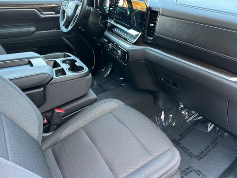 Certified 2026 Chevrolet Silverado 1500 RST RWD image 19