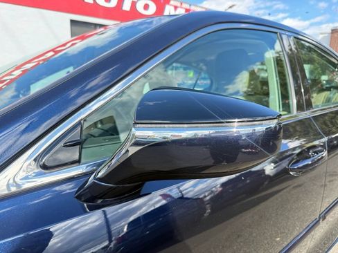 Used 2019 Lexus ES 350 w/ Premium Package FWD image 11