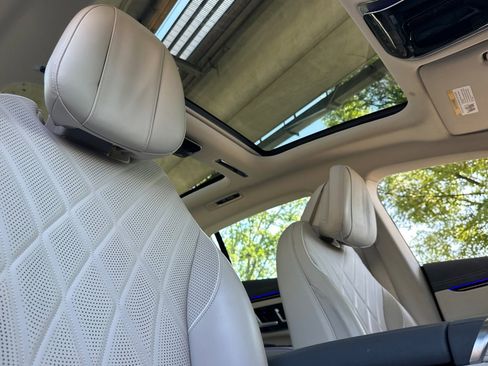 Used 2023 Mercedes-Benz EQS 580 4MATIC Sedan image 28