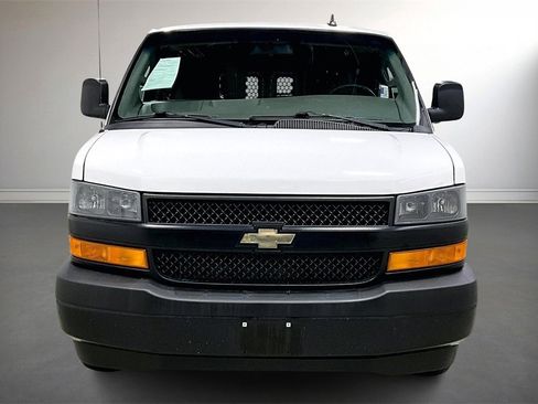 Used 2019 Chevrolet Express 2500 w/ Driver Convenience Package image 2