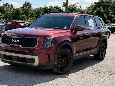 Used 2023 Kia Telluride EX X-Line AWD/4WD image 3