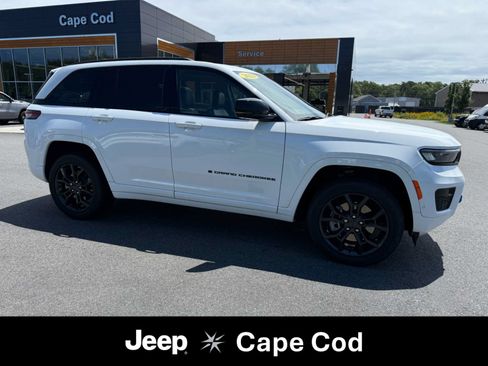 Used 2023 Jeep Grand Cherokee 30th Anniversary AWD/4WD image 1