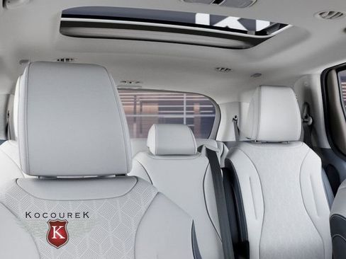 New 2026 Kia Carnival SX image 27