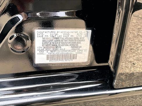 Used 2019 Nissan Versa Note SV FWD image 33