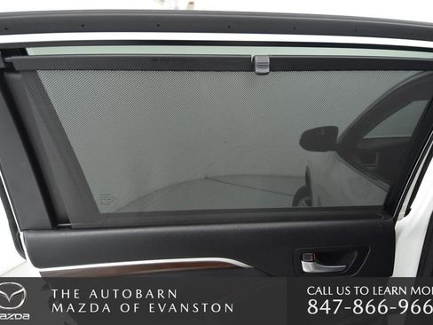 Used 2016 Toyota Highlander Limited image 35