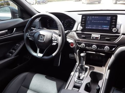 Used 2022 Honda Accord Sport image 10