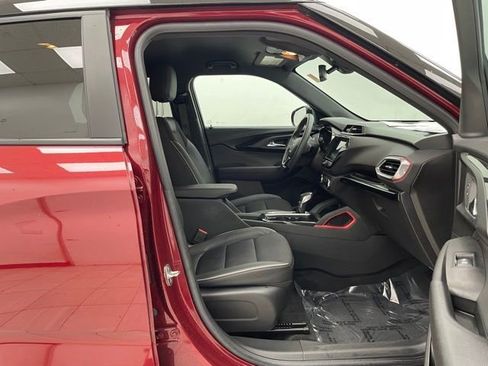 Certified 2022 Chevrolet TrailBlazer RS w/ Technology Package image 14