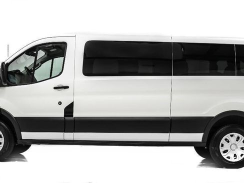 Used 2015 Ford Transit 350 XLT RWD image 6