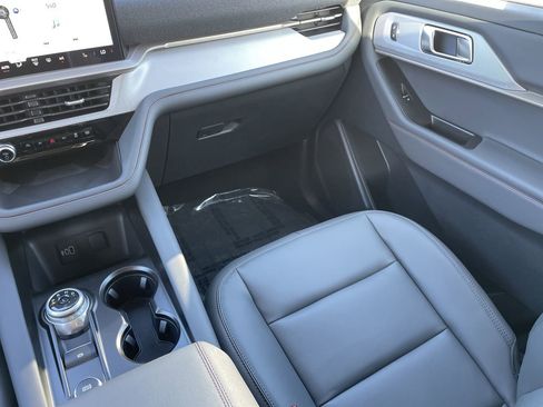 New 2026 Ford Explorer Active w/ Active Comfort Package image 16