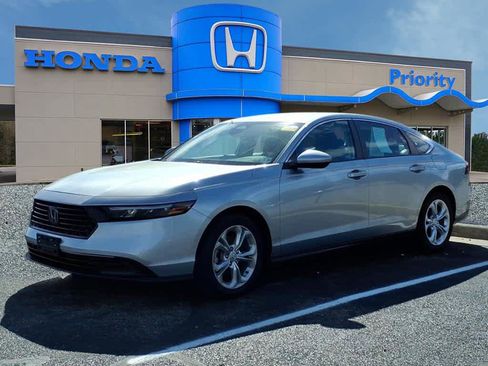 Used 2024 Honda Accord LX image 1