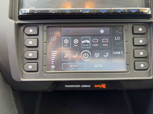 Used 2019 Honda Civic EX image 17