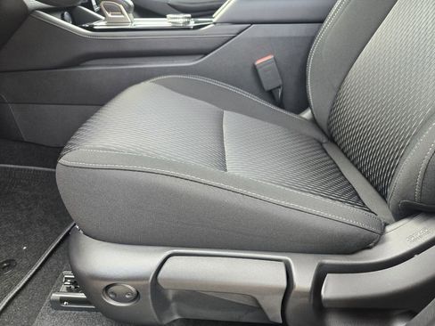 New 2026 Mitsubishi Outlander ES image 18