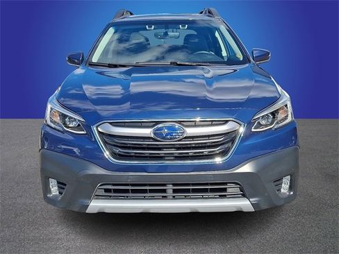 Certified 2022 Subaru Outback Limited image 2