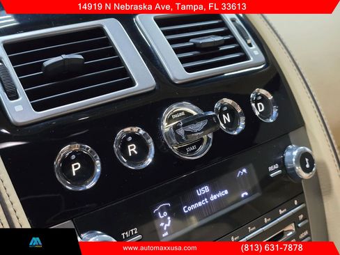 Used 2013 Aston Martin DB9 Volante RWD image 31