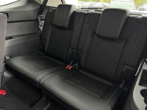 New 2026 Volkswagen Atlas SE image 32