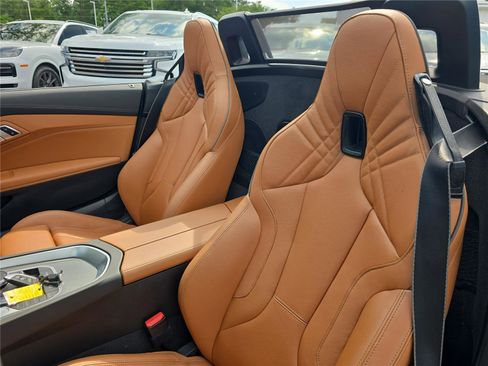 Certified 2024 BMW Z4 M40i w/ Premium Package RWD image 10