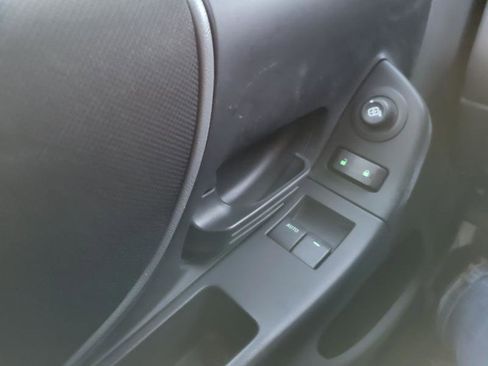 Used 2009 Ford Ranger XLT image 17