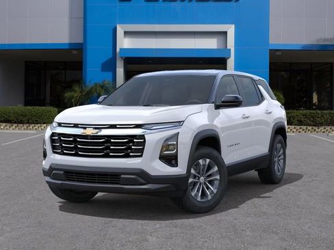 New 2026 Chevrolet Equinox LT FWD image 7