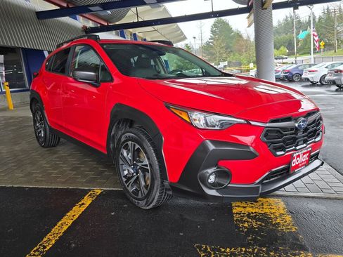 Used 2024 Subaru Crosstrek 2.0i Premium AWD/4WD image 3