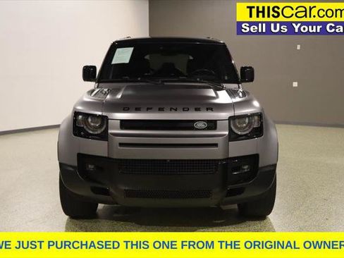 Used 2023 Land Rover Defender 110 S AWD/4WD image 2