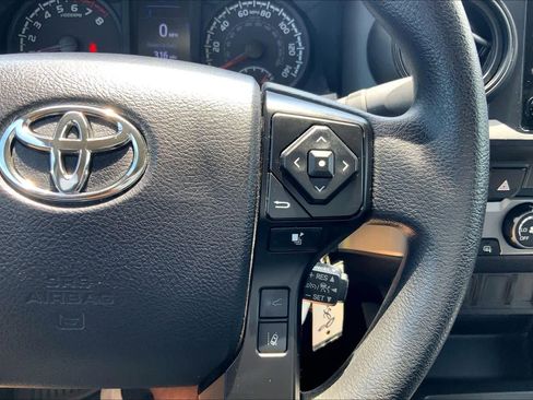 Used 2022 Toyota Tacoma SR w/ SR Convenience Package RWD image 24