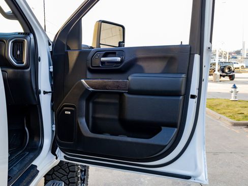 Used 2022 GMC Sierra 2500 Denali w/ Denali Ultimate Package image 37