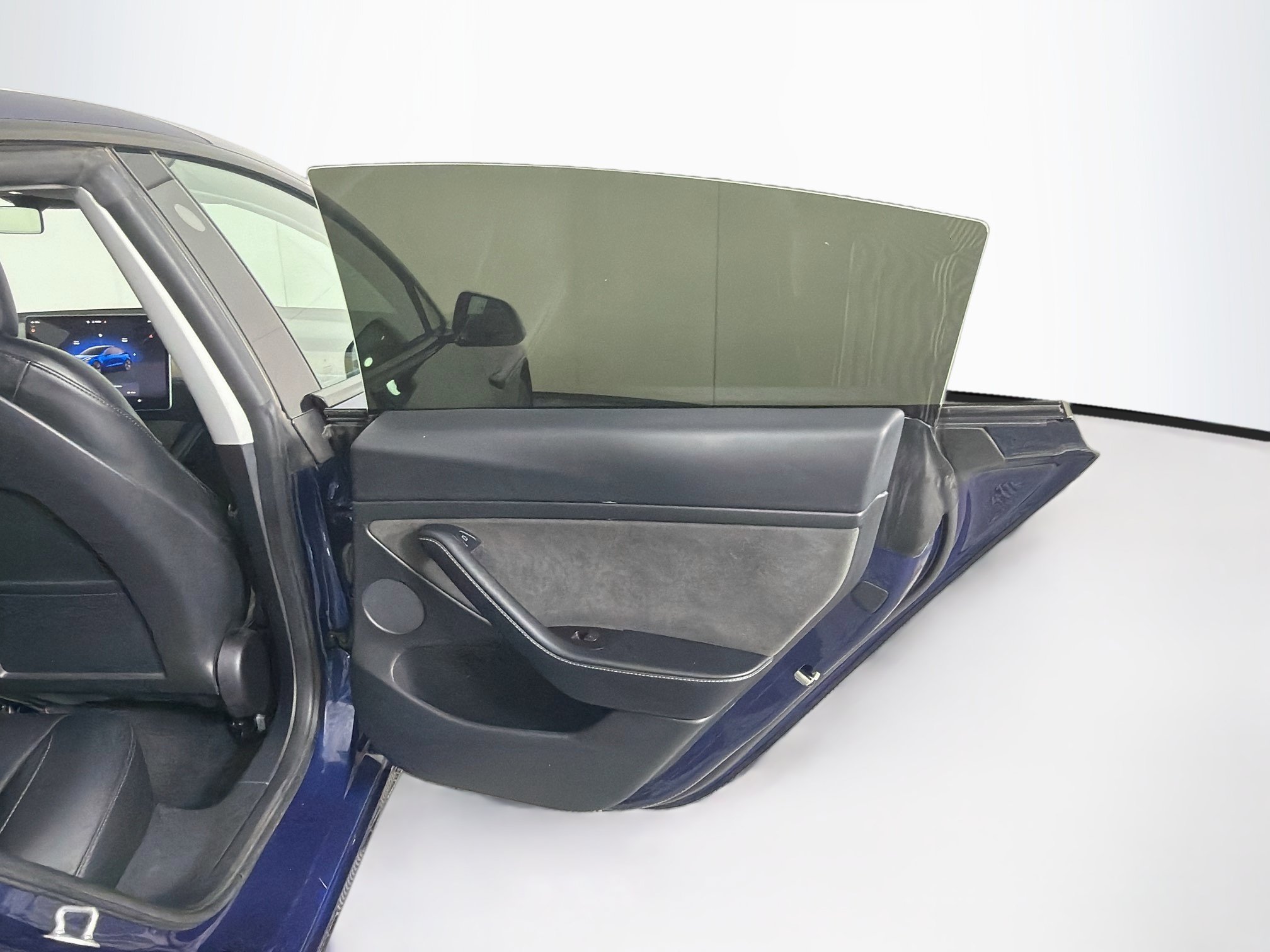 Used 2023 Tesla Model 3 Standard Range RWD image 31