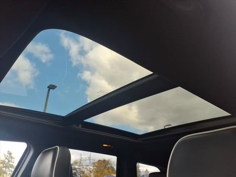 Used 2015 Jeep Grand Cherokee Overland image 14