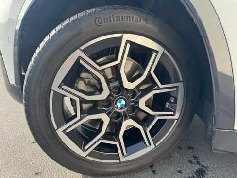 Used 2023 BMW X1 xDrive28i w/ Premium Package image 11