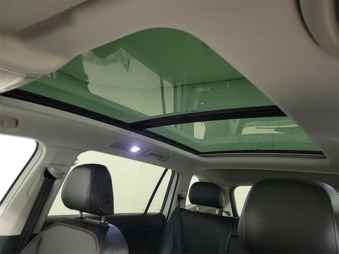 Used 2024 Volkswagen Tiguan Wolfsburg Edition image 12