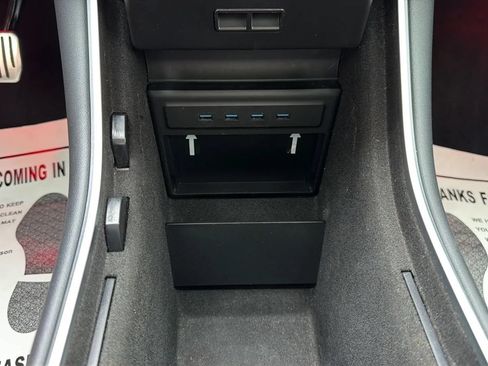 Used 2018 Tesla Model 3 Mid Range RWD image 18