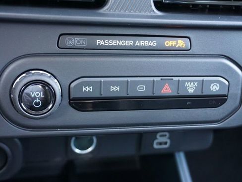 New 2026 Ford Maverick Lobo AWD/4WD image 18