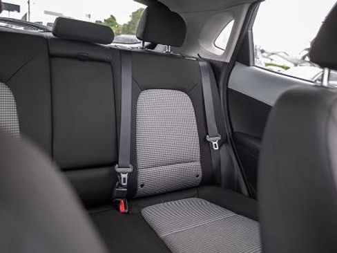 Used 2020 Hyundai Kona SEL image 13