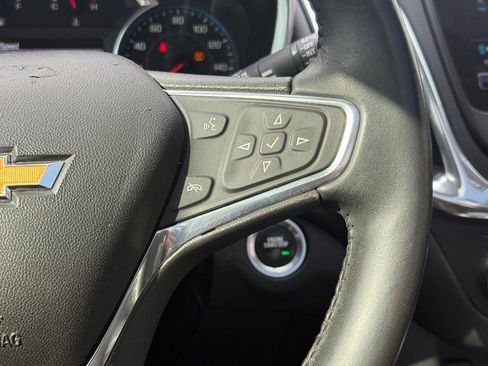 Used 2018 Chevrolet Equinox LT w/ Sun & Infotainment Package image 19