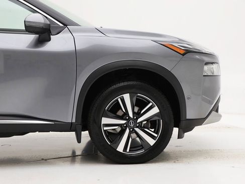 Used 2023 Nissan Rogue Platinum w/ Platinum Premium Package image 4