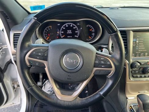 Used 2017 Jeep Grand Cherokee Overland image 27