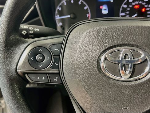 Used 2024 Toyota Corolla LE FWD image 18