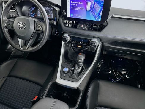 Used 2023 Toyota RAV4 XSE AWD/4WD image 6