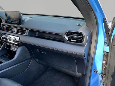 Used 2024 Honda Pilot TrailSport image 21