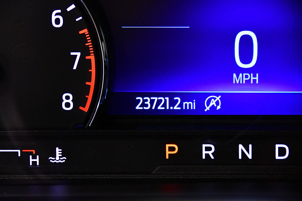 Used 2023 Ford Explorer XLT AWD/4WD image 17