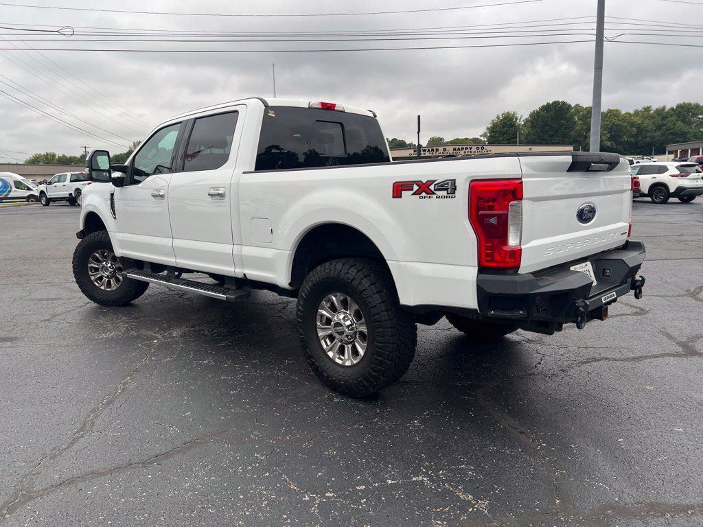 Used 2017 Ford F250 XLT w/ XLT Premium Package AWD/4WD image 5