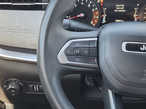 Used 2024 Jeep Compass Latitude AWD/4WD image 26