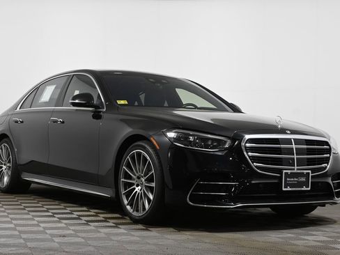Used 2022 Mercedes-Benz S 500 4MATIC image 9