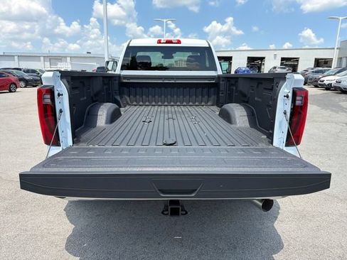New 2026 GMC Sierra 3500 Pro AWD/4WD image 23