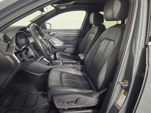Used 2019 Audi Q3 2.0T Premium w/ Convenience Package AWD/4WD image 10