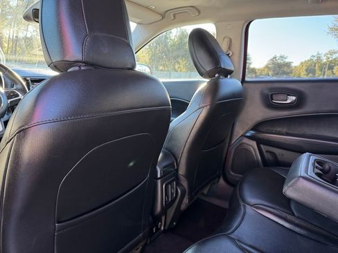 Used 2019 Jeep Compass Limited image 19